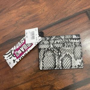 Card holder snake print black and white